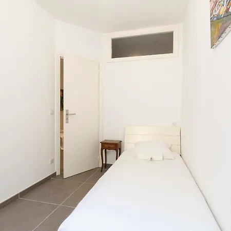 Maison De Rue Fourmilliere * Antibes
