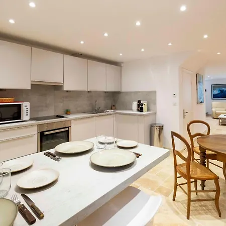Maison De Rue Fourmilliere Apartment *
